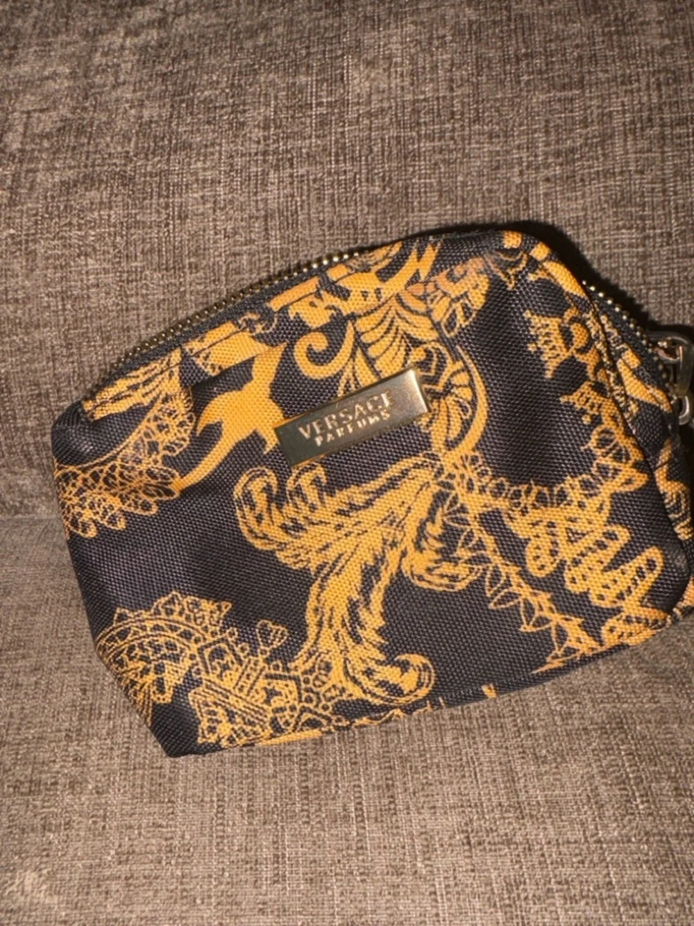 Versace Parfums Baroque Print Cosmetic Pouch Black & Gold | Travel  MINI POUCH